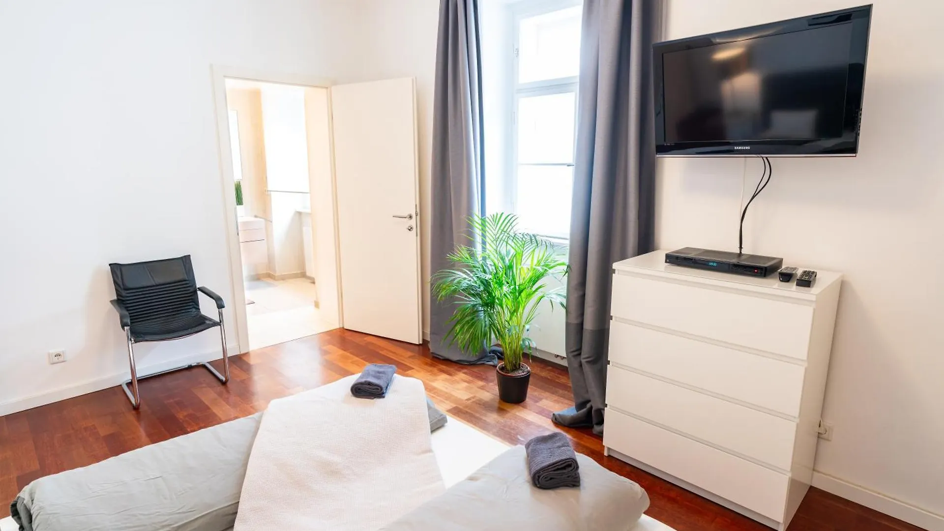 Premium Suites Vienna - La Belle Vie Apartmán