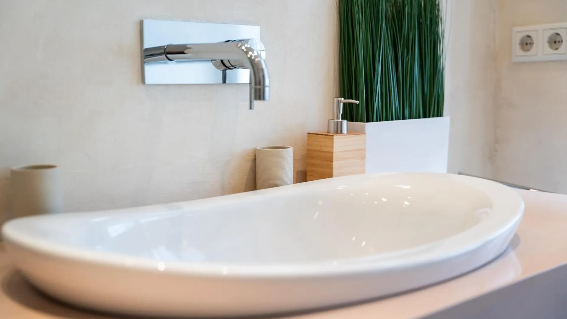 Premium Suites Vienna - La Belle Vie 0*,