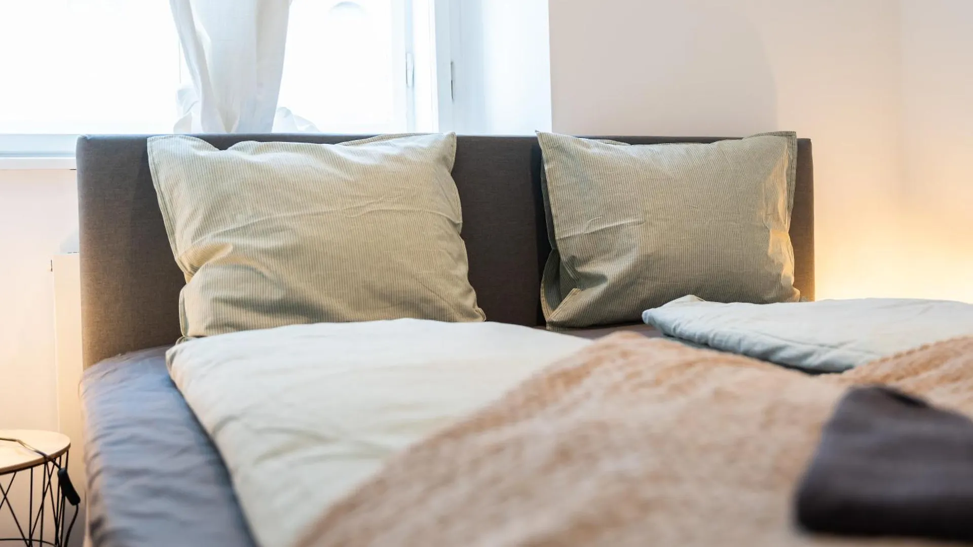 Premium Suites Vienna - La Belle Vie Apartment