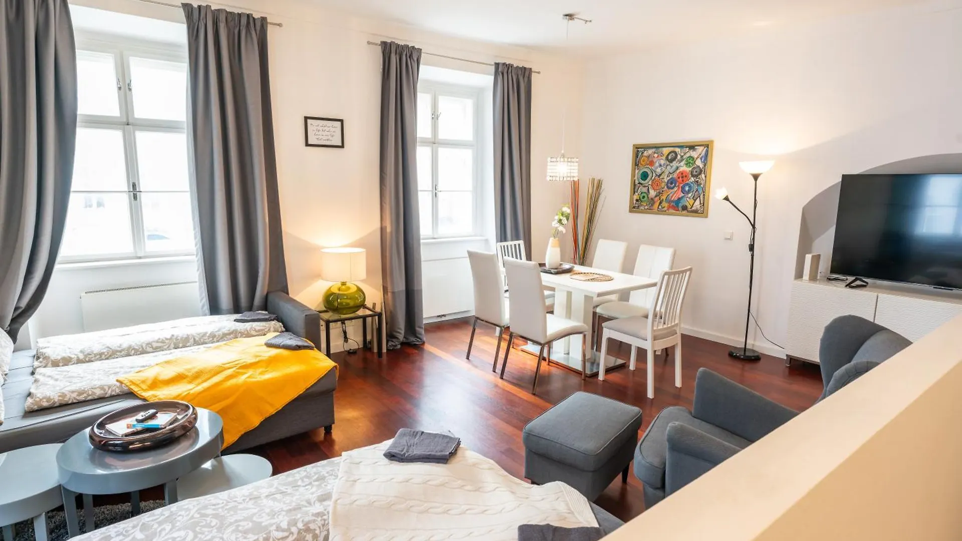 Premium Suites Vienna - La Belle Vie Apartment